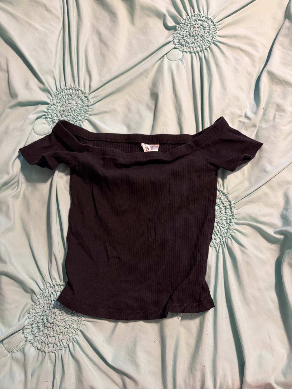 Divided Black Off-Shoulder Ribbed Crop Top